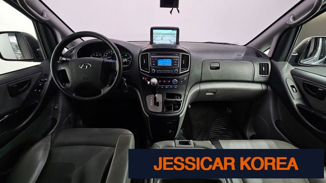 2018 Hyundai Grand Starex - Thumbnail 17
