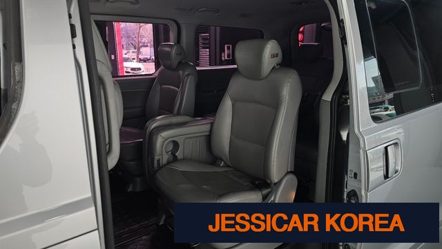 2018 Hyundai Grand Starex - Thumbnail 18