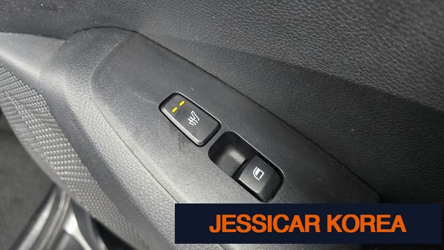2023 Kia Seltos - Thumbnail 18