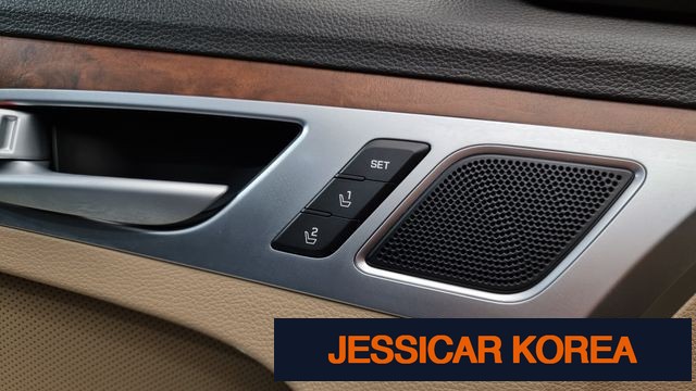 2016 Hyundai Genesis DH - Thumbnail 10