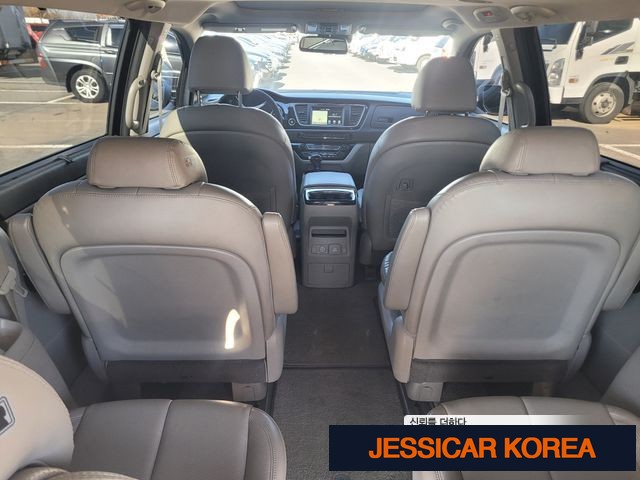 2016 Kia All New Carnival - Thumbnail 3