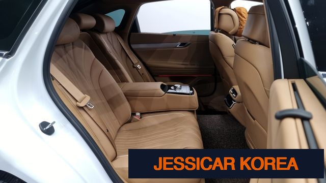 2025 Genesis G80 (RG3) - Thumbnail 17