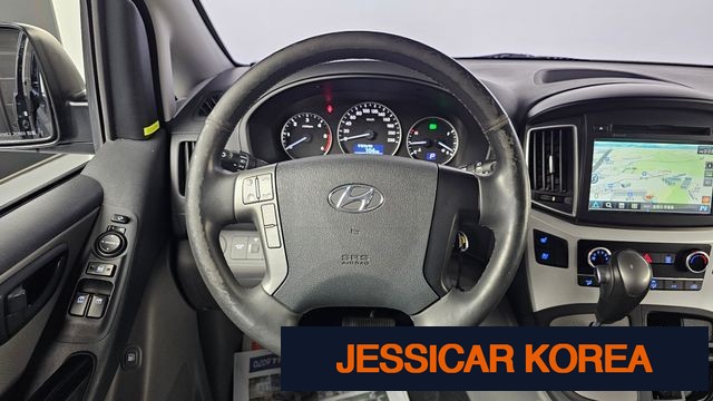 2021 Hyundai The New Grand Starex - Thumbnail 2