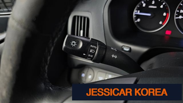 2021 Hyundai The New Grand Starex - Thumbnail 16
