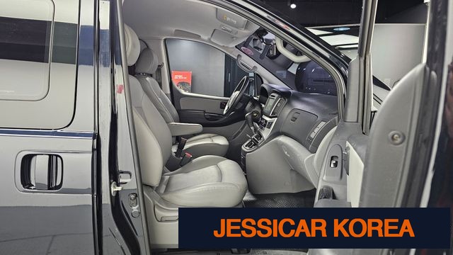 2021 Hyundai The New Grand Starex - Thumbnail 17