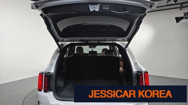 2023 Kia Sorento 4th Gen - Thumbnail 18