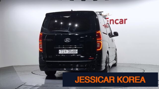 2016 Hyundai Grand Starex - Thumbnail 4