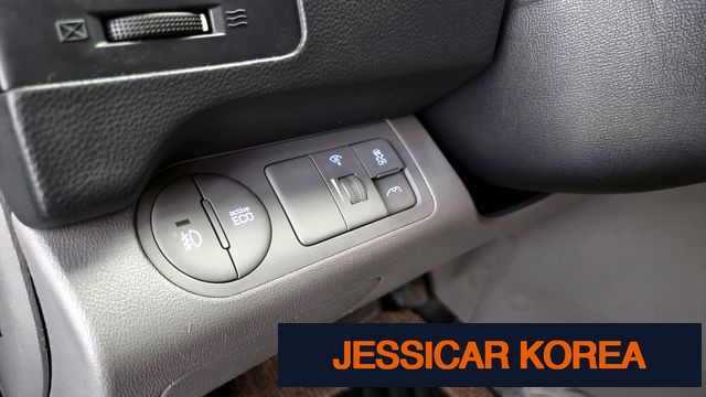 2016 Hyundai Grand Starex - Thumbnail 6