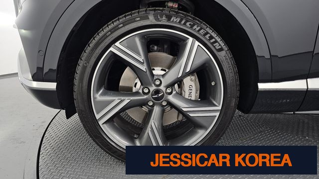 2024 Genesis GV80 - Thumbnail 8