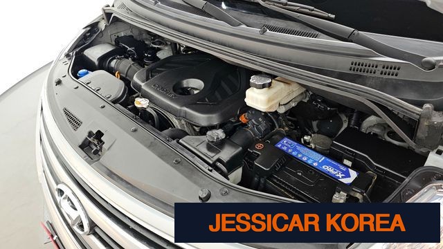 2017 Hyundai Grand Starex - Thumbnail 5