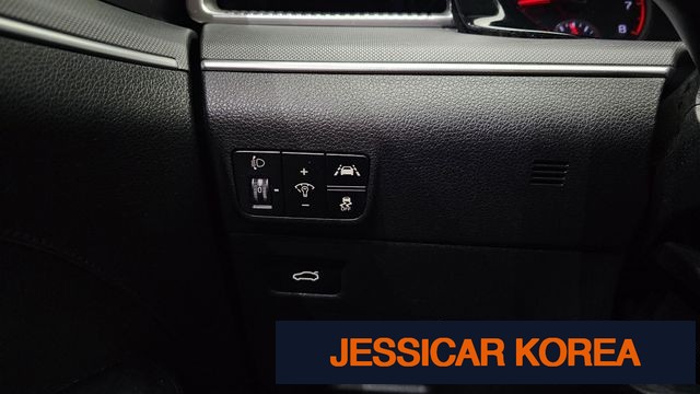 2020 Kia K5 3rd Gen - Thumbnail 4