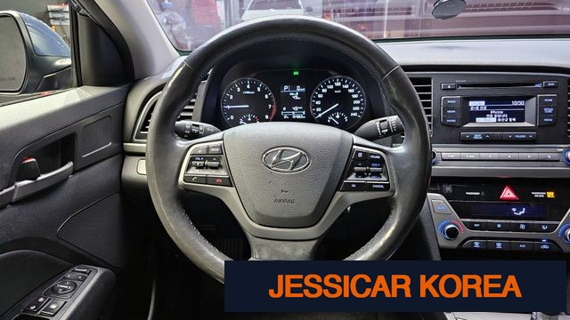 2016 Hyundai Avante AD - Thumbnail 4
