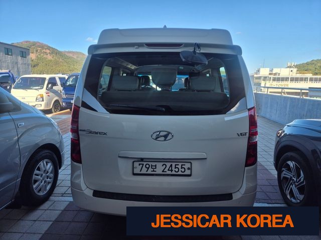 2019 Hyundai The New Grand Starex - Thumbnail 15