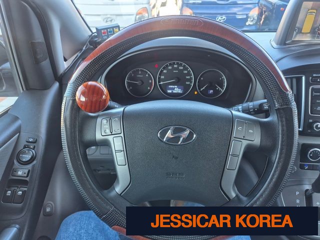 2019 Hyundai The New Grand Starex - Thumbnail 19