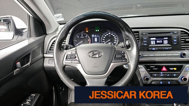 2016 Hyundai Avante AD - Thumbnail 13
