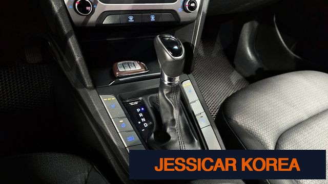 2016 Hyundai Avante AD - Thumbnail 15