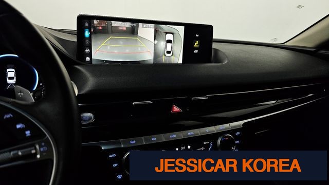 2022 Genesis G80 (RG3) - Thumbnail 2