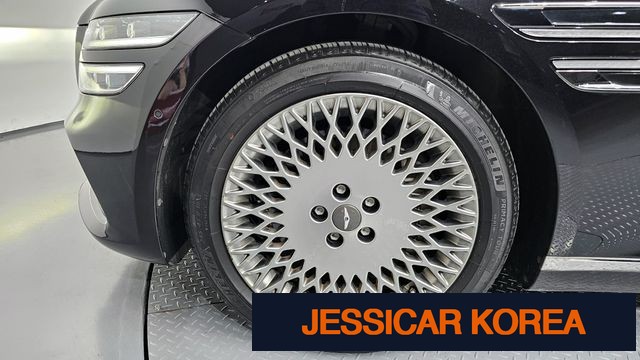 2022 Genesis G80 (RG3) - Thumbnail 9
