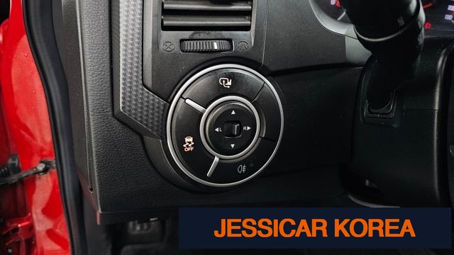 2015 KG Mobility Korando Sports - Thumbnail 3