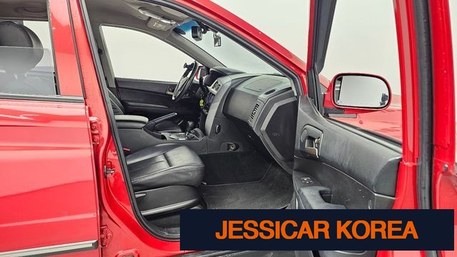 2015 KG Mobility Korando Sports - Thumbnail 9