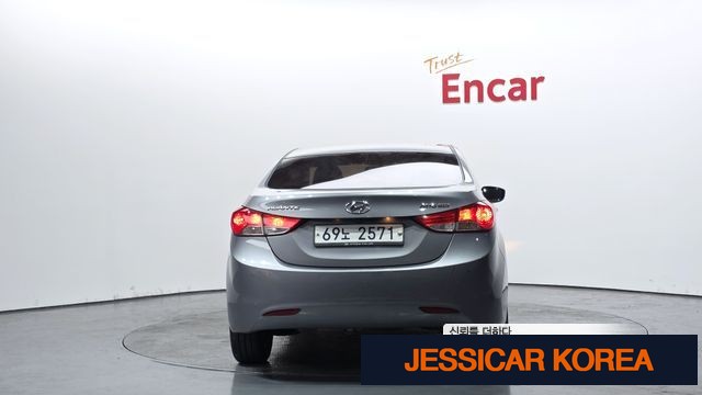 2011 Hyundai Avante MD - Thumbnail 8