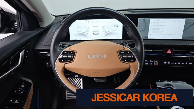 2023 Kia EV6 - Thumbnail 2