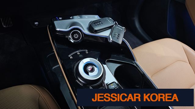 2023 Kia EV6 - Thumbnail 3