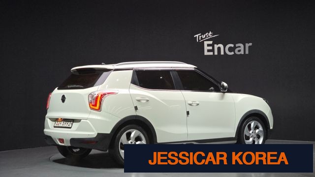 2015 KG Mobility Tivoli - Thumbnail 5