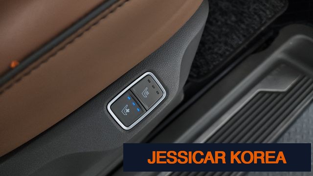 2022 Hyundai Staria - Thumbnail 2