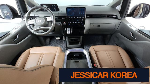 2022 Hyundai Staria - Thumbnail 17