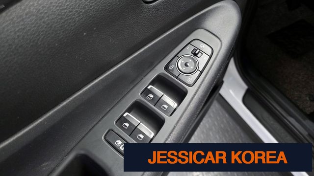 2021 Hyundai The New Santa Fe - Thumbnail 6