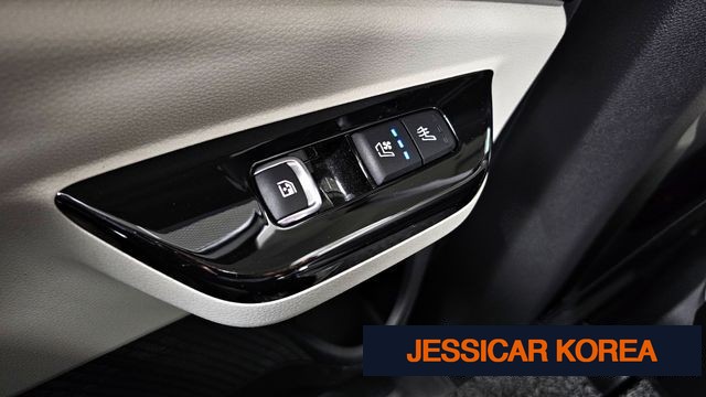 2023 Kia Carnival 4th Gen - Thumbnail 8