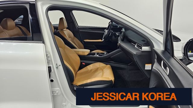 2023 Kia K5 Hybrid 3rd Generation - Thumbnail 2