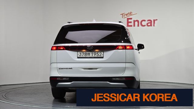 2021 Kia Carnival 4th Gen - Thumbnail 2