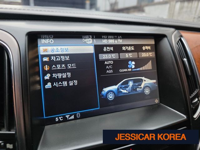 2010 Hyundai Equus (new model) - Thumbnail 3