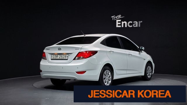2015 Hyundai Accent (new model) - Thumbnail 8