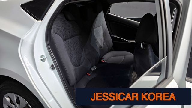 2015 Hyundai Accent (new model) - Thumbnail 12