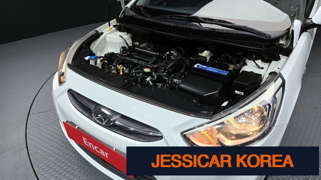 2015 Hyundai Accent (new model) - Thumbnail 18