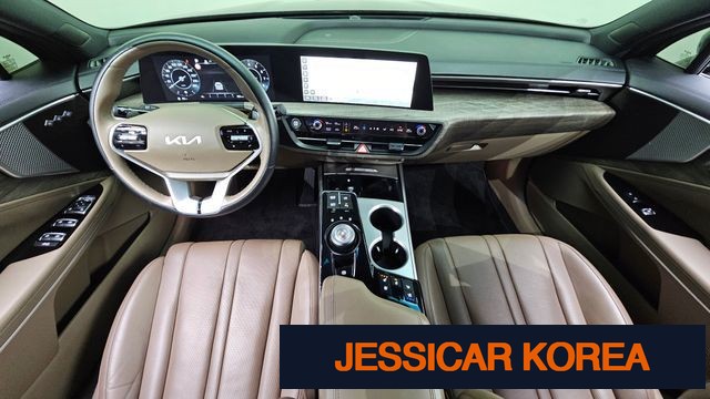 2024 Kia K8 - Thumbnail 18