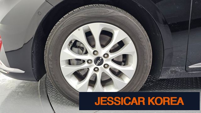 2024 Kia K8 - Thumbnail 19