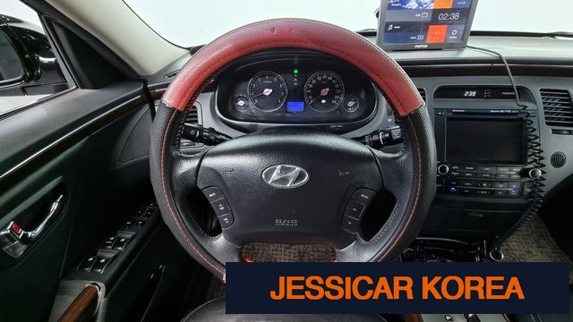 2010 Hyundai Grandeur New Luxury - Thumbnail 3