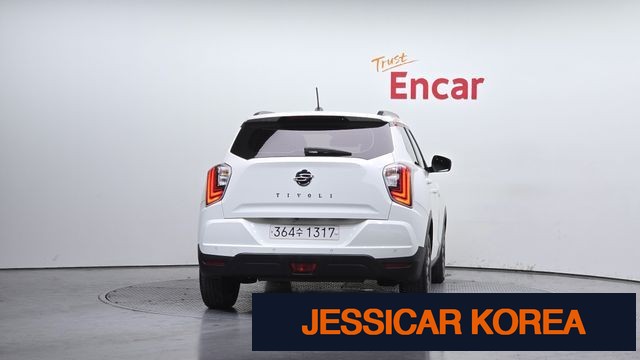 2022 KG Mobility Very New Tivoli - Thumbnail 2