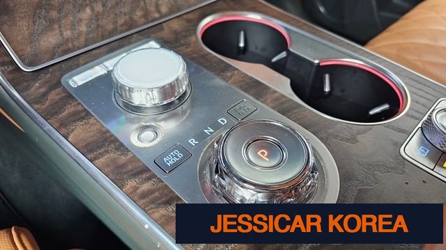 2024 Genesis GV80 - Thumbnail 2