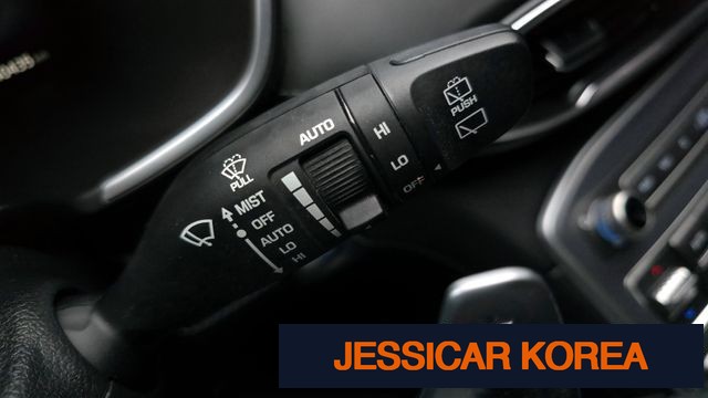 2021 Hyundai The New Santa Fe - Thumbnail 3