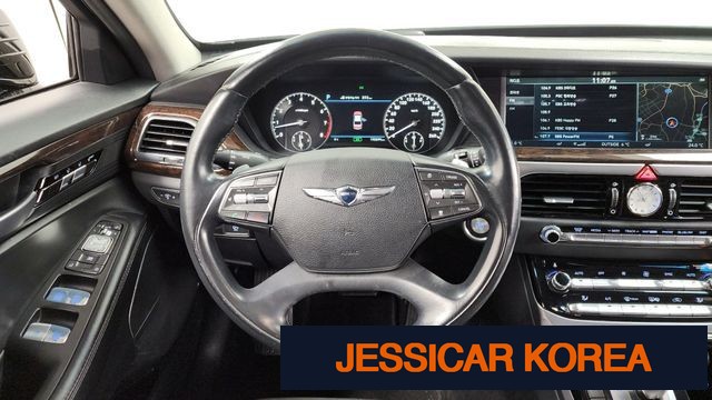 2016 Genesis EQ900 - Thumbnail 11