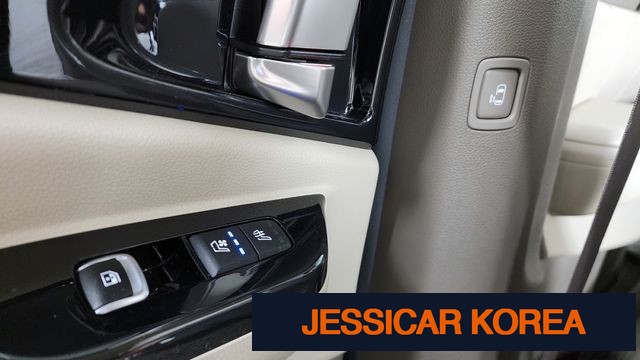 2021 Kia Carnival 4th Gen - Thumbnail 14