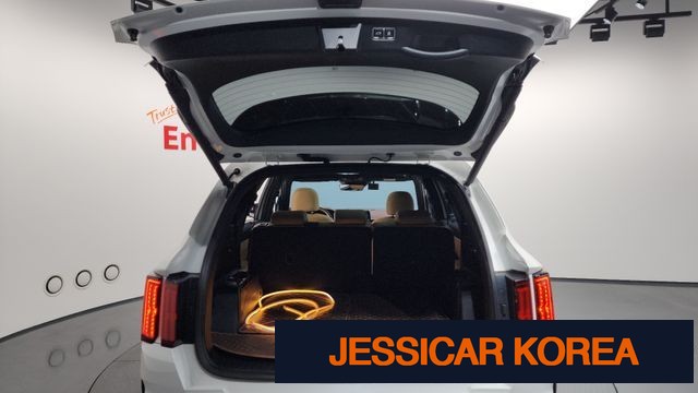 2023 Kia Sorento 4th Gen - Thumbnail 7