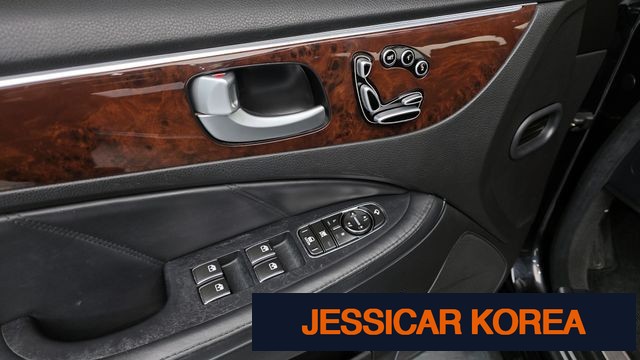 2012 Hyundai Equus (new model) - Thumbnail 3