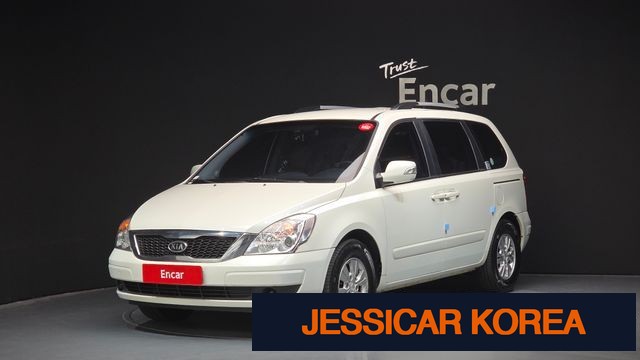 2011 Kia Carnival R - Thumbnail 4