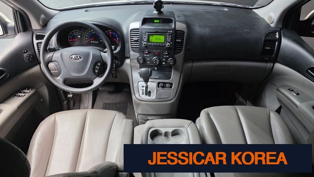 2011 Kia Carnival R - Thumbnail 6